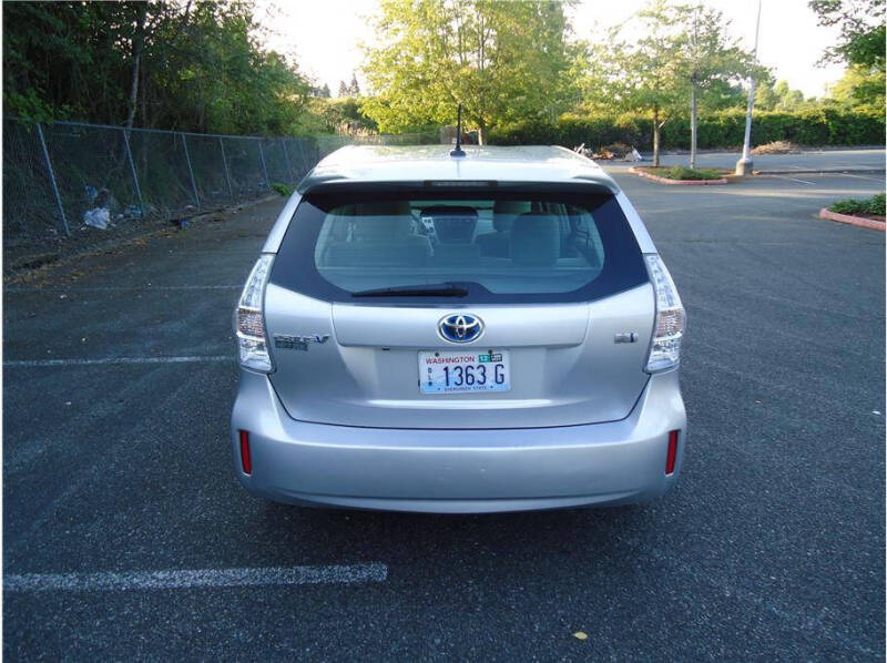 2012 Toyota Prius v