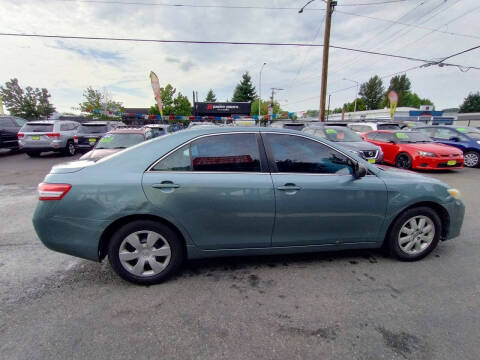 2010 Toyota Camry LE