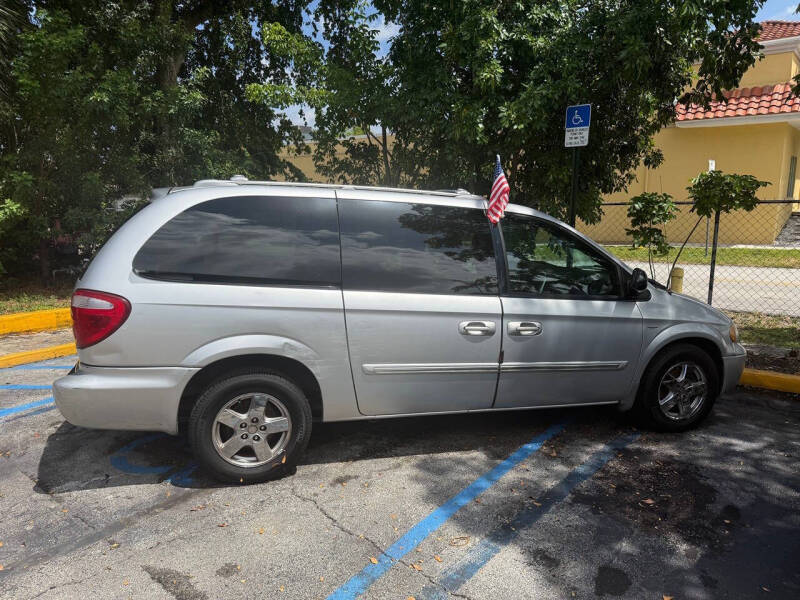 2004 Dodge Grand Caravan SXT