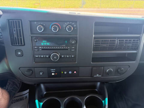 2019 Chevrolet Express 2500