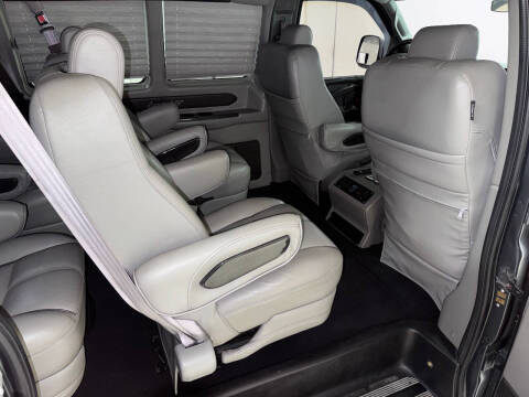 2017 Chevrolet Express 2500