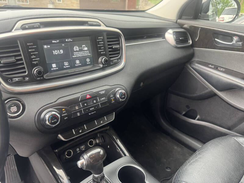 2017 Kia Sorento EX