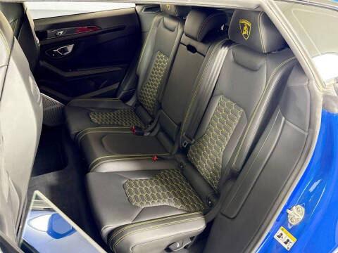 2022 Lamborghini Urus