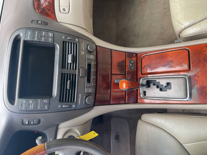 2002 Lexus LS 430