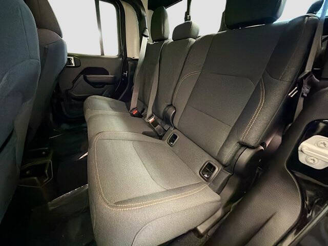 2024 Jeep Gladiator Willys