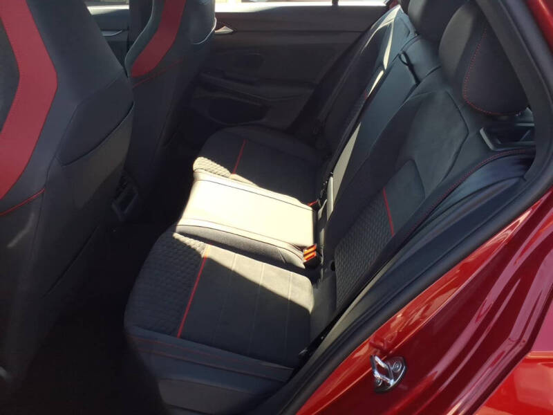 2026 Volkswagen Golf GTI SE