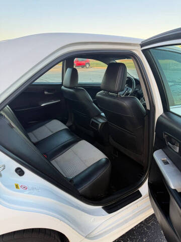 2014 Toyota Camry SE