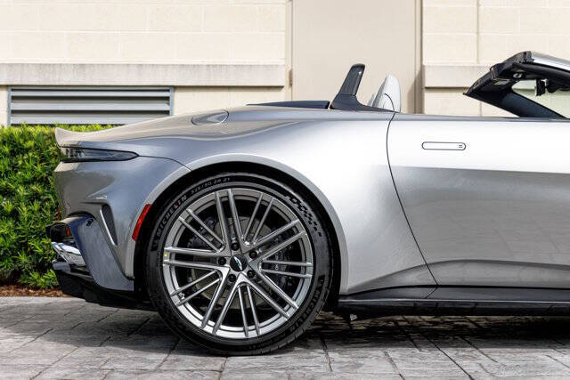 2026 Aston Martin Vantage Roadster