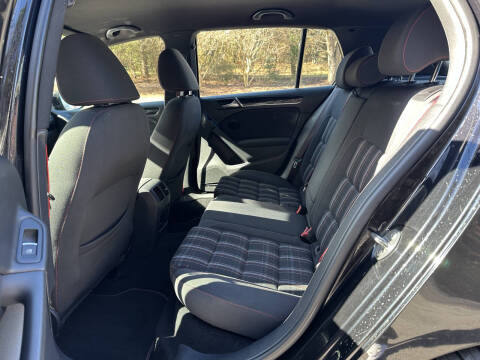 2014 Volkswagen GTI Wolfsburg Edition PZEV