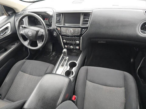 2019 Nissan Pathfinder SV