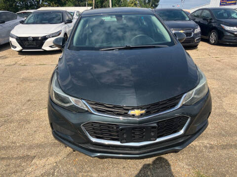 2018 Chevrolet Cruze for sale at Greg's Auto Sales in Poplar Bluff MO