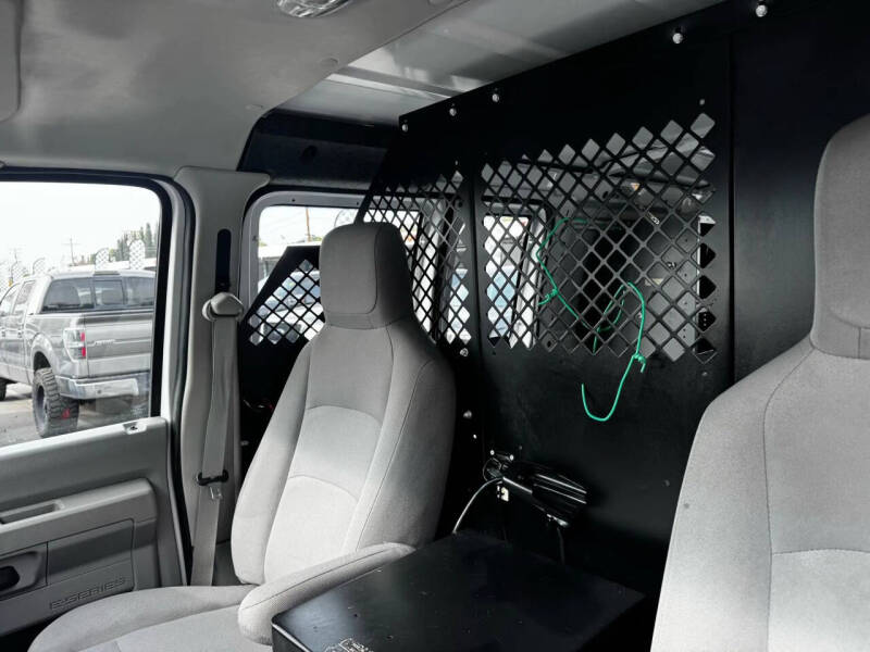 2014 Ford E-Series E-150