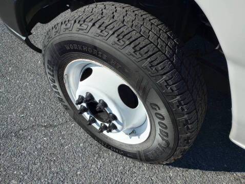 2017 Ford E-Series E-350 SD