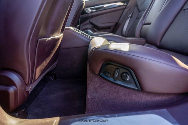 2023 Porsche Panamera GTS