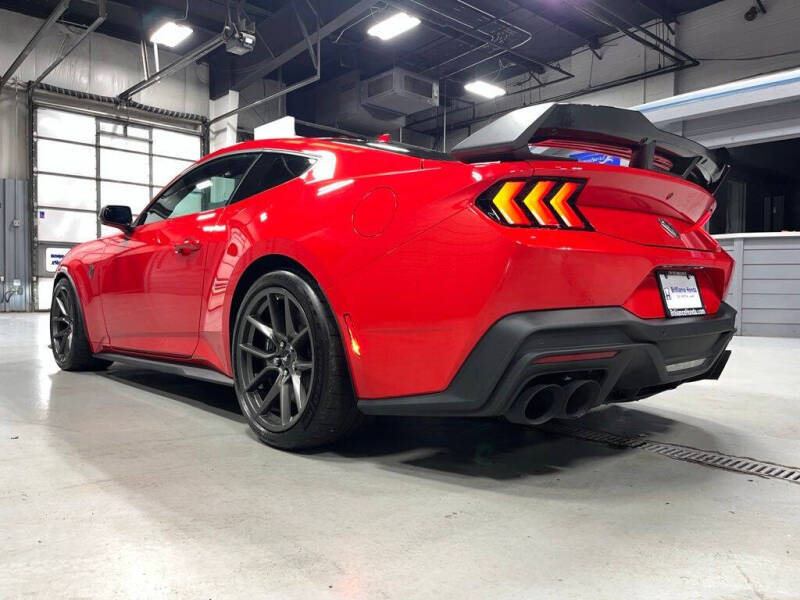2025 Ford Mustang Dark Horse