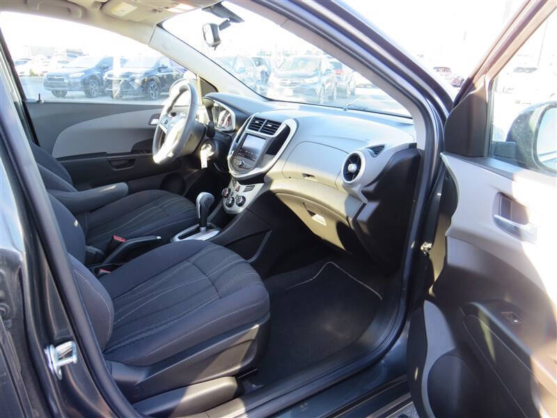 2020 Chevrolet Sonic LT