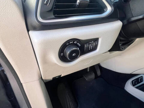 2018 Chrysler Pacifica Touring L