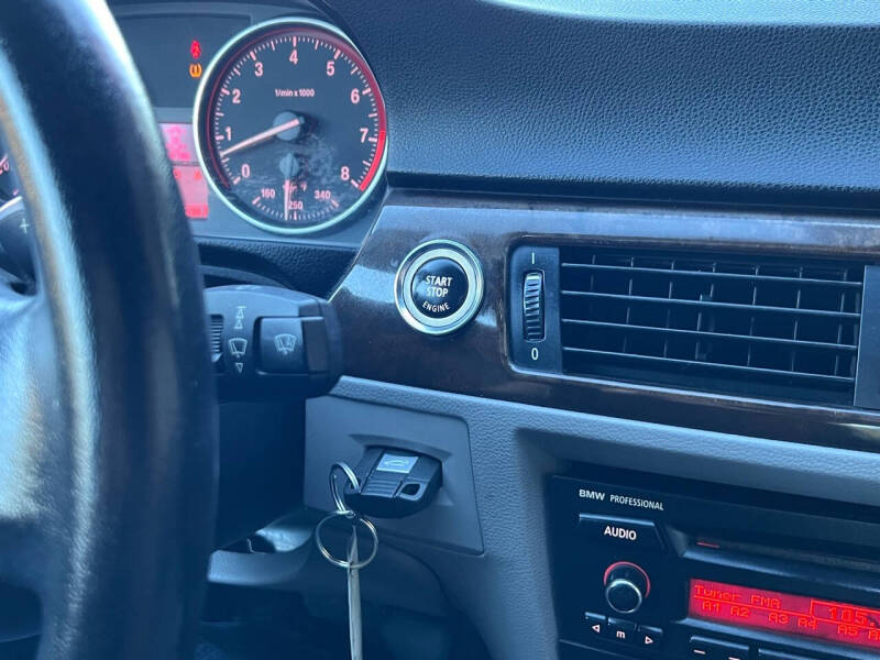 2011 BMW 3 Series 335i