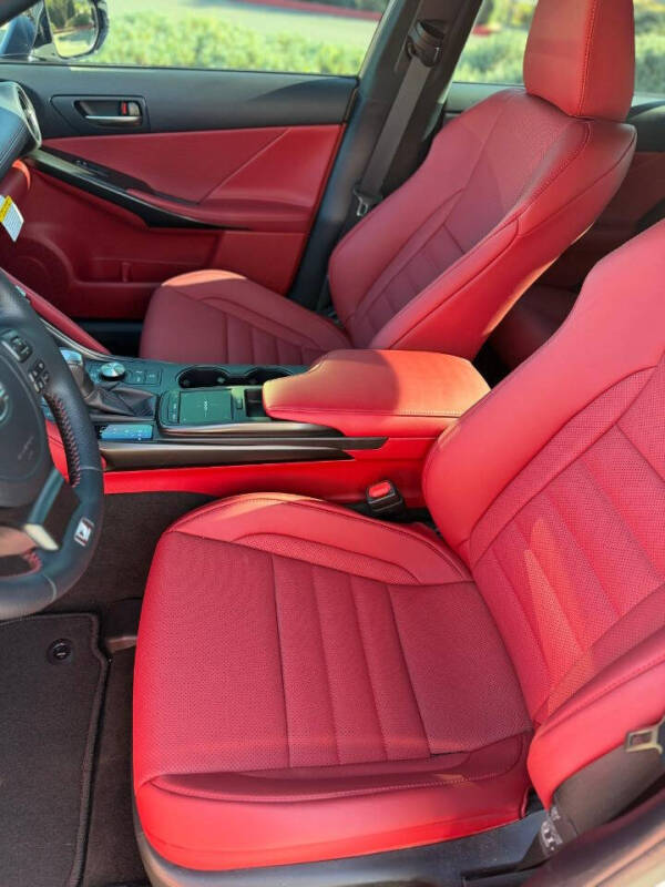 2025 Lexus IS 350 F SPORT