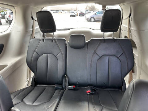 2018 Chrysler Pacifica Touring L