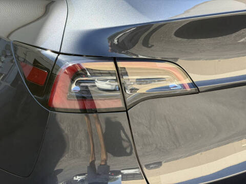 2024 Tesla Model Y Long Range
