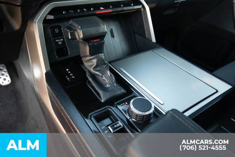 2023 Toyota Sequoia SR5