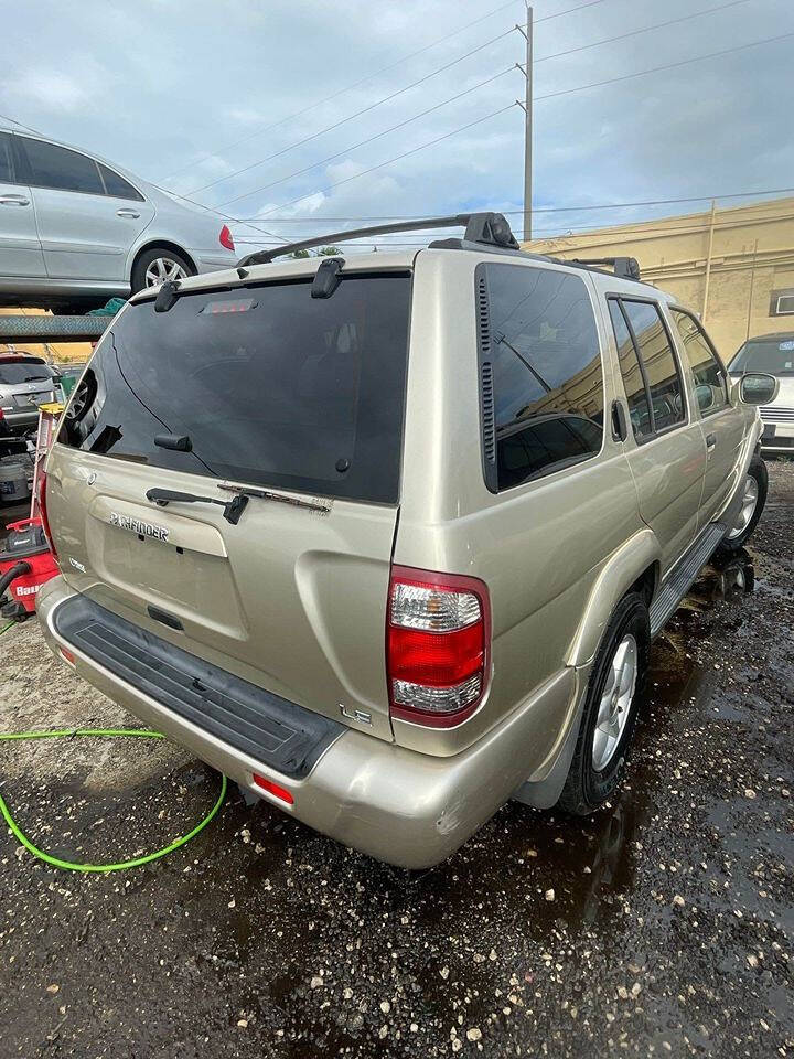 2000 Nissan Pathfinder for sale at 911 Auto, LLC. in Hollywood, FL