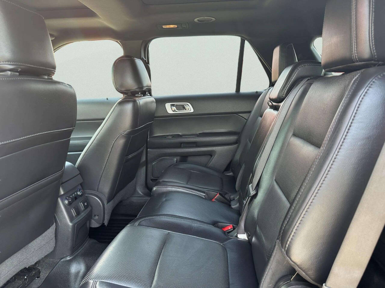 FordExplorer12