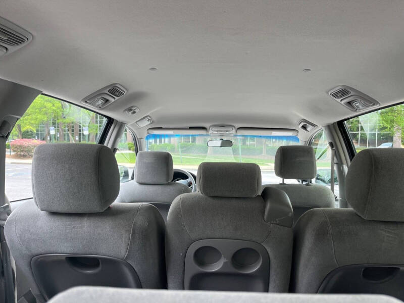 2005 Toyota Sienna CE 8 Passenger