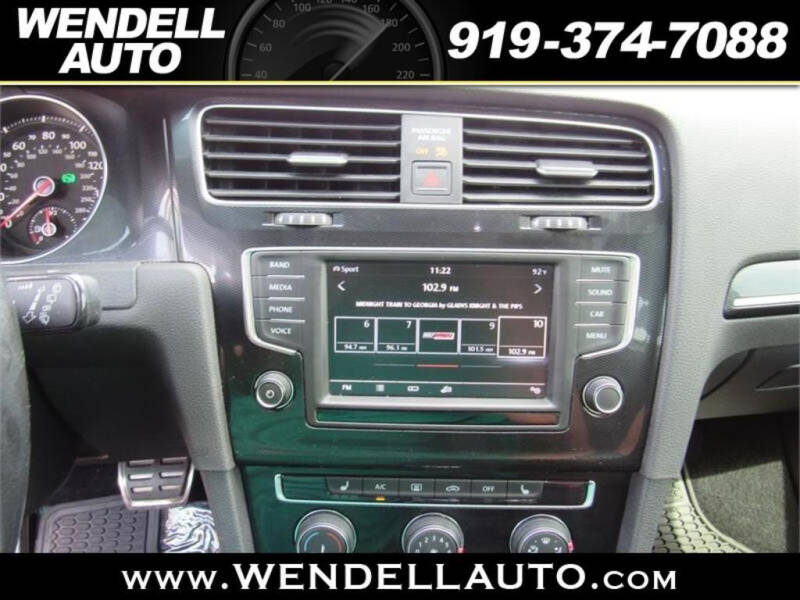 2017 Volkswagen Golf GTI SE