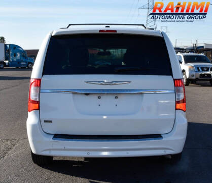 2012 Chrysler Town and Country Touring