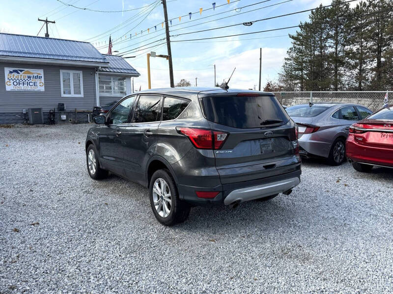 2019 Ford Escape SE