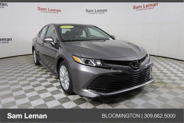 2019 Toyota Camry for sale at Sam Leman CDJR Bloomington in Bloomington IL