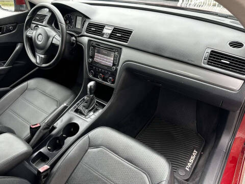 2015 Volkswagen Passat 1.8T S