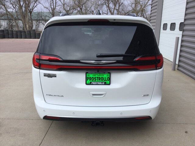 2026 Chrysler Pacifica Pinnacle