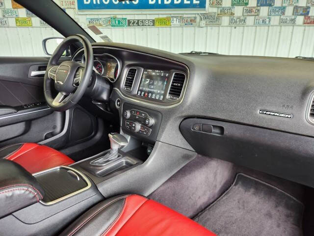 2017 Dodge Charger SXT