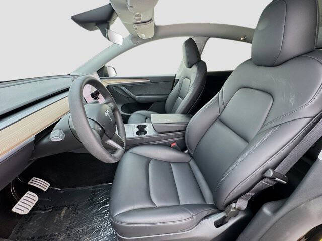 2025 Tesla Model Y Performance