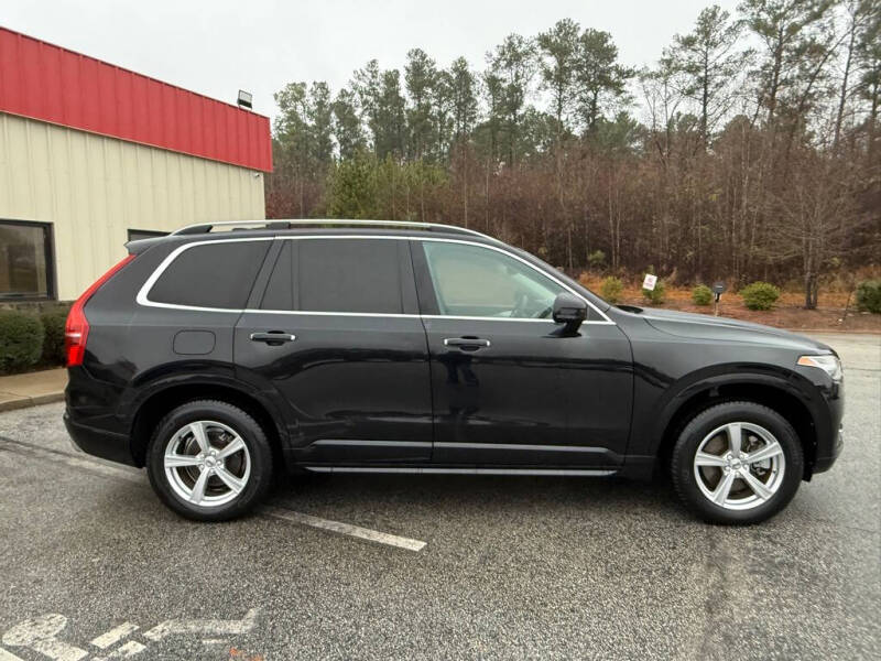 2016 Volvo XC90 T5 Momentum