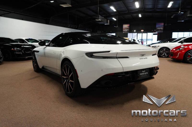 2018 Aston Martin DB11 V8