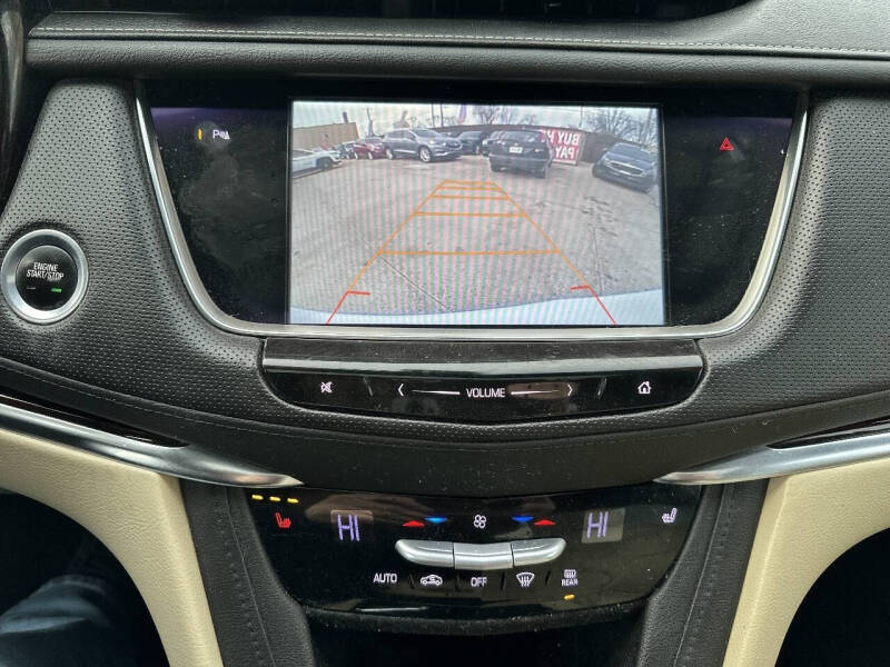 2017 Cadillac XT5 Luxury