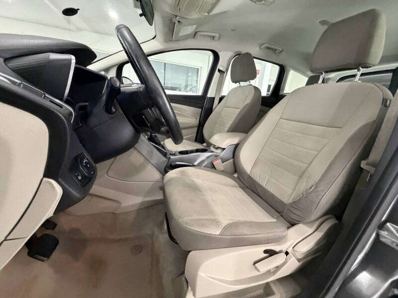 2013 Ford C-MAX Hybrid SE