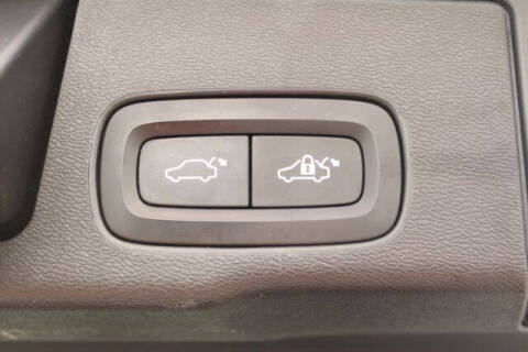 2019 Volvo XC60 T6 R-Design