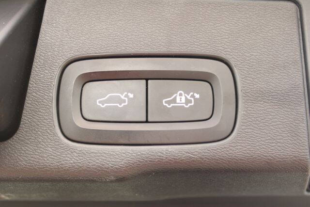 2019 Volvo XC60 T6 R-Design