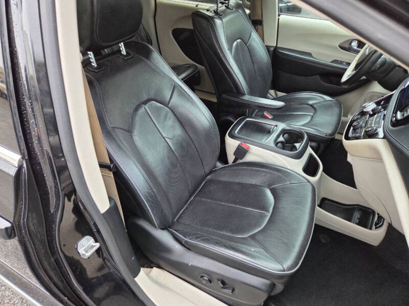 2017 Chrysler Pacifica Limited