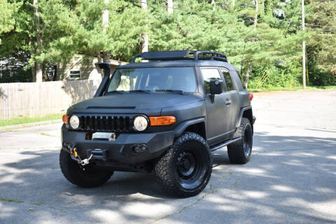 2007 Toyota FJ Cruiser for sale at Alpha Motors in Knoxville TN