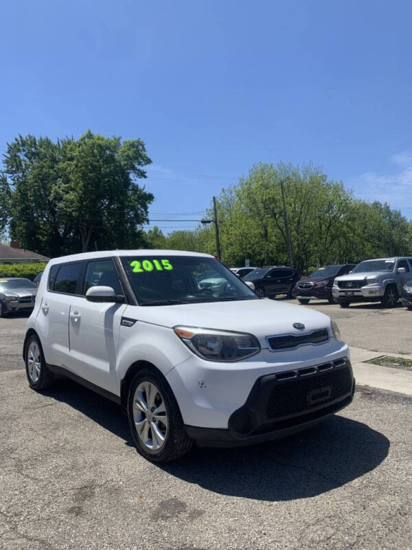 2015 Kia Soul +