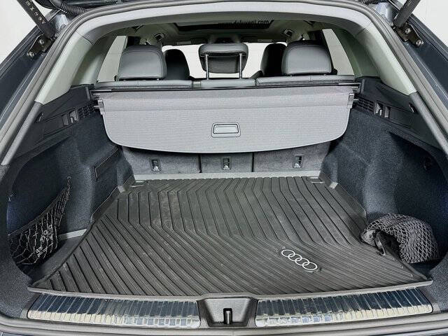 2025 Audi Q5 quattro Premium Plus TFSI