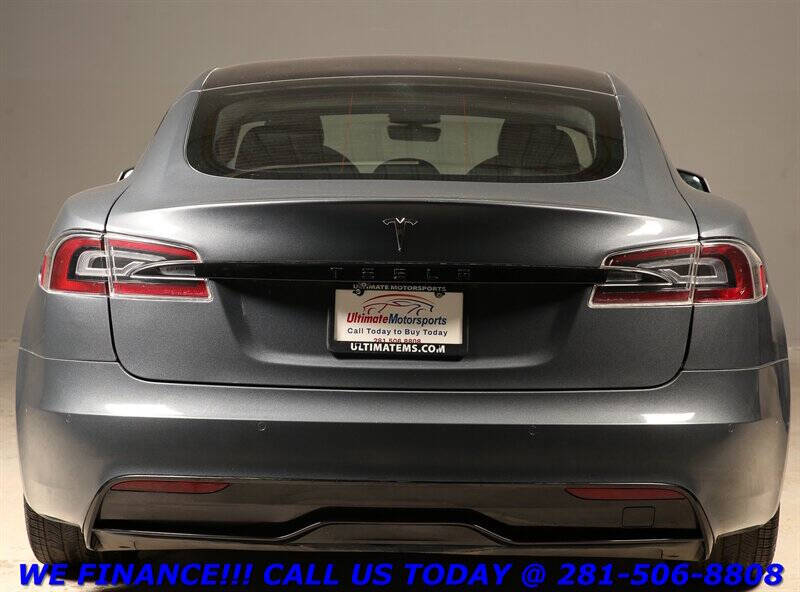2022 Tesla Model S