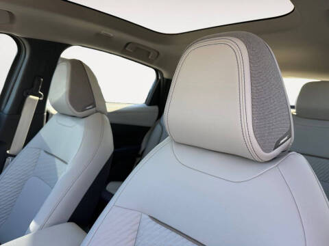 2026 Nissan LEAF Platinum+