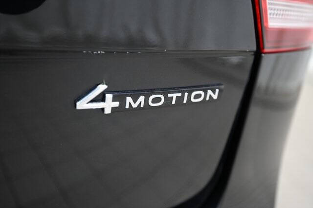 2023 Volkswagen Tiguan SE R-Line Black 4Motion